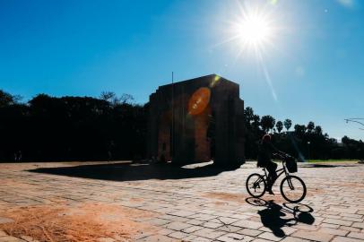  PORTO ALEGRE, RS, BRASIL, 18/04/2019: Foto para matéria do tempo. Redenção. (Foto: Omar Freitas / Agência RBS)