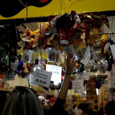  CAXIAS DO SUL, RS, BRASIL, 20/04/2019Procura por chocolate movimenta comércio caxiense.  (Lucas Amorelli/Agência RBS)