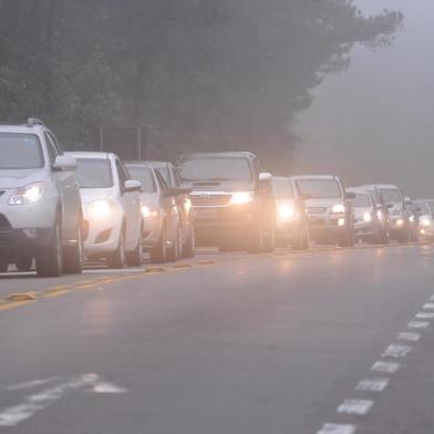  CAXIAS DO SUL, RS, BRASIL (21/04/2019)Movimento intenso nas rodovias de Caxias do Sul durante o retorno do feriado de Páscoa. (Antonio Valiente/Agência RBS)