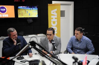  CAXIAS DO SUL, RS, BRASIL (22/04/2019)Show dos esportes edição Gaúcha Serra com apresentação de Eduardo Costa e Marcelo Rocha. Convidados, Leonardo Winkler médico do Juventude, Marcelo Roxo neurologista e Jean Michelon fisioterapeuta. (Antonio Valiente/Agência RBS)