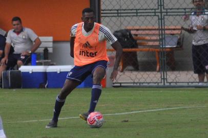 SAO PAULO, SP, 16.04.2019: PAULISTAO 2019 â Gonzalo Carneiro durante o jogo treino contra o Sao Caetano. Realizado no CT da Barra Funda, zona oeste da cidade de Sao Paulo. Foto: Antonio Cicero/PhotoPress (Foto: ANTONIO CICERO/PHOTOPRESS/Lancepress!) 