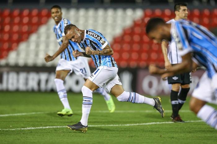 LUCAS UEBEL / GRÊMIO FBPA