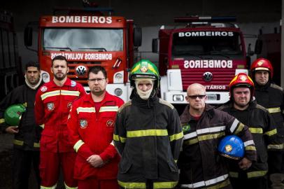  ROLANTE, RS, BRASIL, 12-04-2019: Bombeiros voluntários de Rolante. Por conta de um incêndio que ocorreu na cidade, a comunidade se uniu e criou a Sociedade Civil Corpo de Bombeiros Voluntários de Rolante. A instituição, formada em maioria por voluntários, atua em parceria com a prefeitura, Brigada Militar, Polícia Civil e Secretaria Estadual da Saúde. (Foto: Mateus Bruxel / Agência RBS)