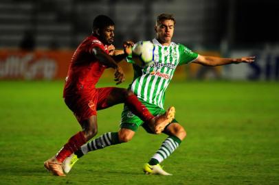  CAXIAS DO SUL, RS, BRASIL, 24/04/2019. Juventude x Vila Nova-GO, partida de ida da quarta fase da Copa do Brasil 2019 e realizada no estádio Alfredo Jaconi. (Porthus Junior/Agência RBS)