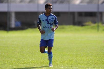 CAXIAS DO SUL, RS, BRASIL (23/04/2019)Treino do Ser Caxias no CT. Na foto, Raphael Soares. (Antonio Valiente/Agência RBS)