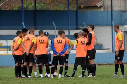  CAXIAS DO SUL, RS, BRASIL, 17/04/2019O Glória treina em Vacaria antes do jogo contra o o Bagé pelas quartas de final pela divisão de acesso do Gauchão. (Lucas Amorelli/Agência RBS)