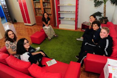  CAXIAS DO SUL, RS, BRASIL, 24/04/2019. Professora Nilcéia Kremer, da escola La Salle, no bairro São Pelegrino. Para pauta especial de geral, do sábado, sobre Educação. (Porthus Junior/Agência RBS)