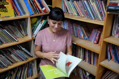  CAXIAS DO SUL, RS, BRASIL (24/04/2019)Pauta sobre educação. Luciana Gomes Dutra, professora na escola Carlin Fabris, na Conceição da Linha Feijó. (Antonio Valiente/ Agência RBS)