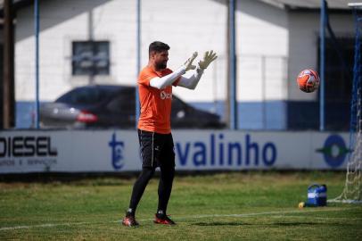  VACARIA, RS, BRASIL (14/02/2019)Time do Glória se prepara para divisão de aceso. Na foto, goleiro Vandré. (Antonio Valiente/Agência RBS)