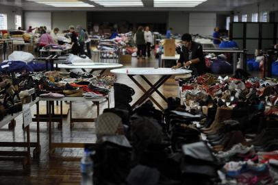  CAXIAS DO SUL, RS, BRASIL 12/05/2017Bazar do bem ocorre durante o final de semana no salão comunitário da igreja dos Capuchinhos. (Felipe Nyland/Agência RBS)