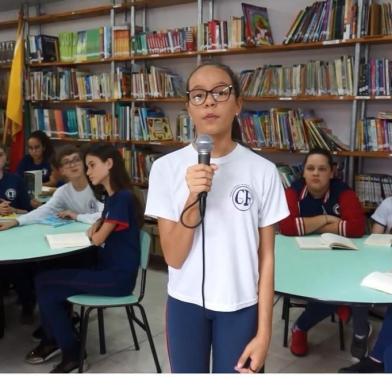 VÍDEO: estudantes de escola da rede estadual de Farroupilha denunciam falta de professores