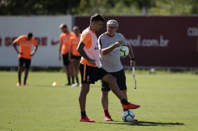  PORTO ALEGRE, RS, BRASIL,29/04/2019 - Treino do Inter que ocorreu na manhã desta Segunda Feira, no estádio Beira-Rio.(FOTOGRAFO: FÉLIX ZUCCO / AGENCIA RBS)