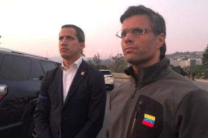 Juan Guaidó e líder da oposição venezuelana, Leopoldo López