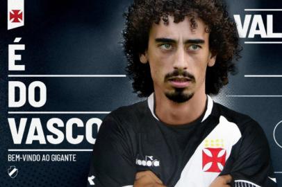 Anúncio oficial da contratação do Valdívia