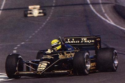 Ayrton Senna ganha a primeira vitória da Fórmula Um no GP de Portugal pela Lotus#PÁGINA: 57#PASTA: 069406 Fonte: Outros Fotógrafo: Não se Aplica Data Evento: 00/00/1985