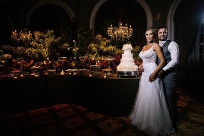 Casamento de Celiana Walker Zandonai e Rodrigo Aldana Schoellkopf, na Associação Leopoldina Juvenil