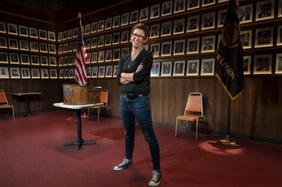 CONSTITUTION-WEINERT-ART-LSPR-043019Rachel Hauck, the set designer for What the Constitution Means to Me, on the set in New York, March 27, 2019. Hauckâs diorama-like set, a heightened evocation of one of the American Legion halls in which a teenage Heidi Schreck once delivered prizewinning encomiums to the U.S. Constitution, includes many carefully selected details. (Sara Krulwich/The New York Times)Editoria: ELocal: NEW YORKIndexador: SARA KRULWICHFonte: NYTNSFotógrafo: STF