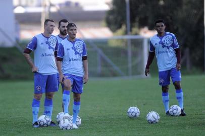  CAXIAS DO SUL, RS, BRASIL, 01/05/2019 - Equipe SER Caxias treina no CT do estádio Centenário. (Marcelo Casagrande/Agência RBS)