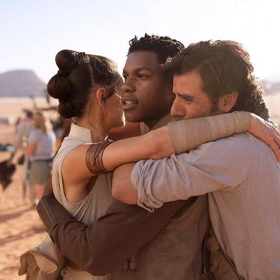 Oscar Isaac, John Boyega, and Daisy Ridley in Star Wars: The Rise of Skywalker (2019)