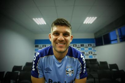  PORTO ALEGRE - BRASIL -  Entrevista exclusiva com Kannemann Zagueiro argentino fala sobre sua carreira. (foto: lauro alves)