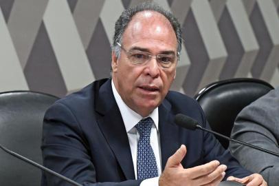 Comissão Mista da Medida Provisória (CMMPV) nº 870, de 2019, que estabelece a organização básica dos órgãos da Presidência da República e dos ministérios, realiza audiência pública interativa para tratar sobre a medida.À mesa, em pronunciamento, relator da CMMPV 870/2019, senador Fernando Bezerra Coelho (MDB-PE).Foto: Marcos Oliveira/Agência Senado