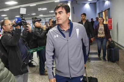  PORTO ALEGRE, RS, BRASIL - 2019.05.06 ¿ Chegada da delegação do Universidad Catolica, em Porto Alegre, para o confronto contra o Grêmio em jogo válido pela última rodada da fase de grupos da Conmebol Libertadores. (Foto: ANDRÉ ÁVILA/ Agência RBS)