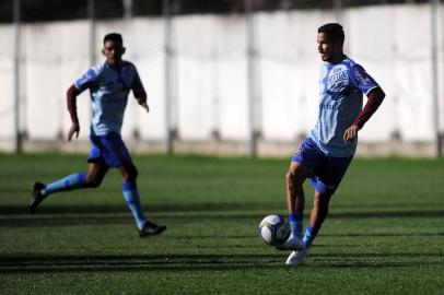  CAXIAS DO SUL, RS, BRASIL, 01/05/2019 - Equipe SER Caxias treina no CT do estádio Centenário. NA FOTO: lateral direito Muriel. (Marcelo Casagrande/Agência RBS)