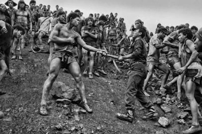  Sebastião Salgado,  serra pelada