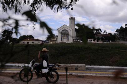 SÃO FRANCISCO DE PAULA, RS, BRASIL, 01/04/2019. Ensaio para a contracapa do jornal Pioneiro. Vistas do distrito de Cazuza Ferreira, interior de Caxias do Sul. (Marcelo Casagrande/Agência RBS)Indexador: