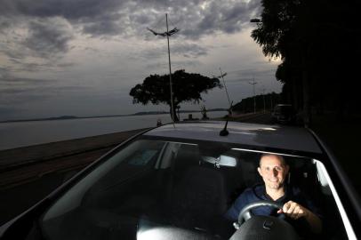  PORTO ALEGRE, RS, BRASIL - Marcelo, motorista de UBER 5 estrelas.