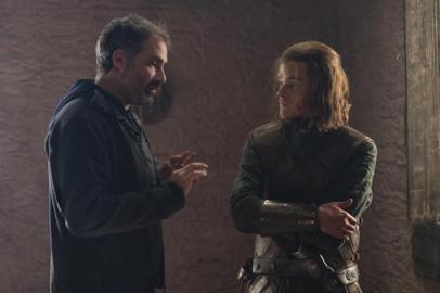 Game of Thrones - Miguel Sapochnik com Ned Stark (Robert Aramay)