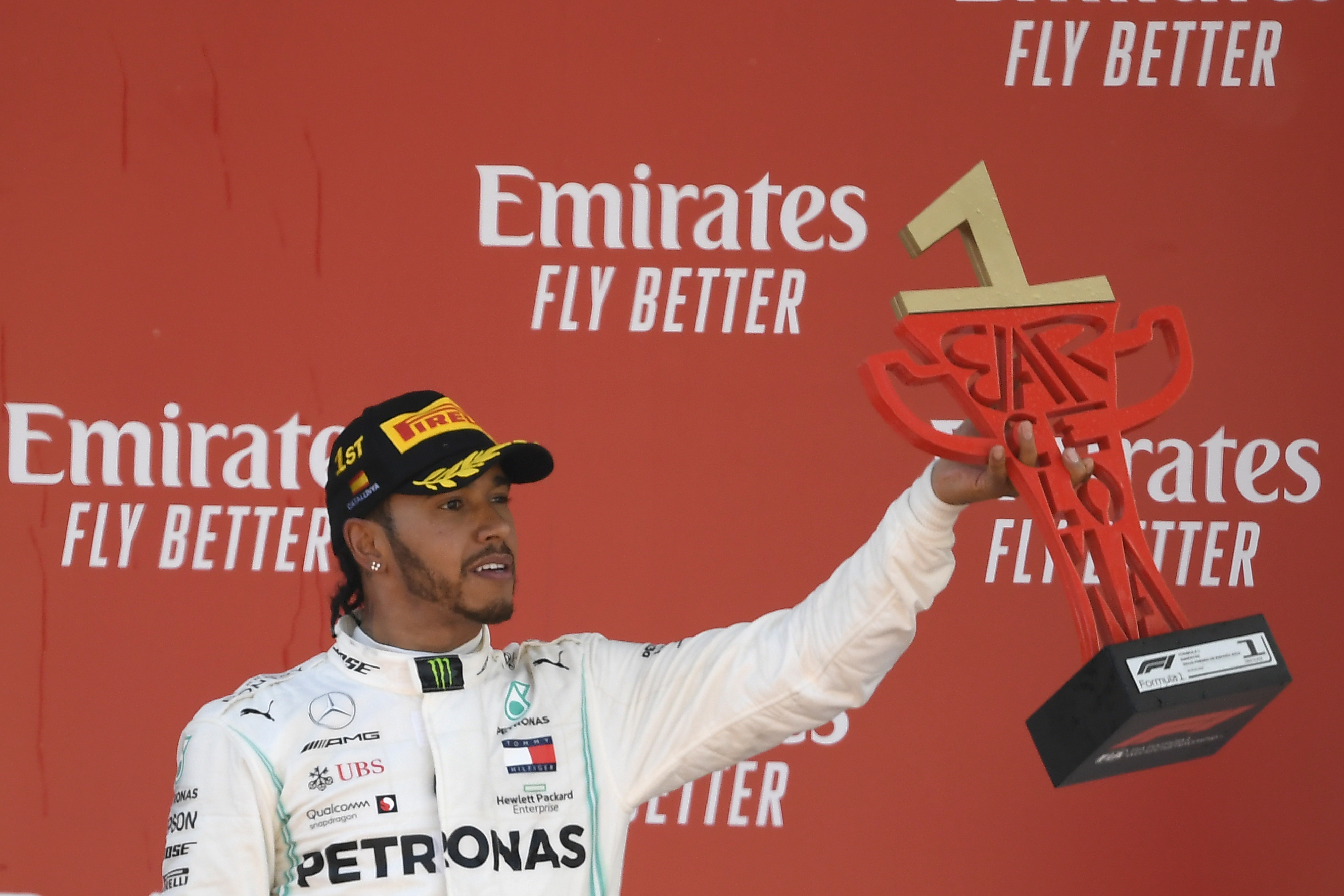 Lewis Hamilton vence GP da Espanha e é lider do campeonato mundial