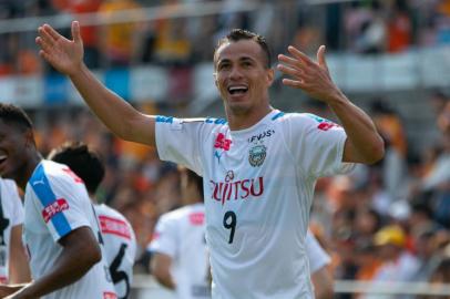 leandro damião, kawasaki frontale