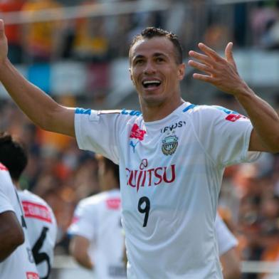 leandro damião, kawasaki frontale