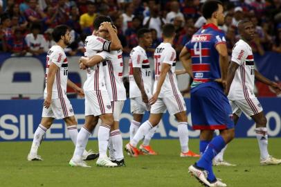 Fortaleza X Sao PauloCampeonato Brasileiro de Futebol 2018 Serie A. Jogo entre as equipes do Fortaleza X Sao Paulo realizado na tarde de hoje na Arena Castelao em Fortaleza Ceara. Na foto jogadfores do Sao Paulo comemoram o primeiro gol de Henennes.Editoria: SPOIndexador: LC Moreira/ Lancepress!Secao: FusballFonte: Lancepress!Fotógrafo: LC Moreira/ Lancepress!