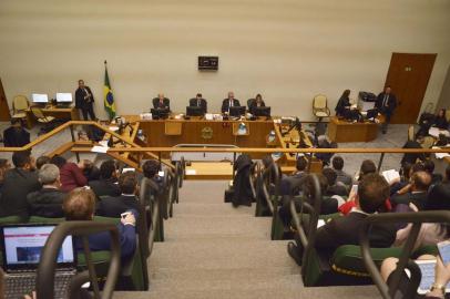 Julgamento Habeas Corpus para Michel Temer/STJBRASÍLIA,DF,14.05.2019:JULGAMENTO-HABEAS-CORPUS-TEMER-STJ - Movimentação durante julgamento do pedido de Habeas Corpus do ex presidente Michel Temer, no Superior Tribunal de Justiça (STJ), em Brasília (DF), nesta terça-feira (14). (Foto: Luciano Freire/Futura Press/Folhapress)