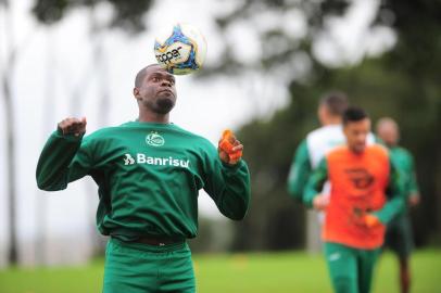  CAXIAS DO SUL, RS, BRASIL, 14/05/2019. Treino do Juventude no CT. O Ju está disputando a Série C do Campeonato Brasileiro. Na foto, zagueiro Diego Ivo. (Porthus Junior/Agência RBS)