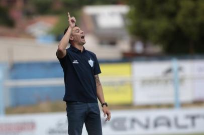 NOVO HAMBURGO,  RS, BRASIL, 20/01/2019- Novo Hamburgo x Grêmio: jogo da primeira rodada do Gauchão 2019. Na foto- Bolívar. (FOTOGRAFO: ANDRÉ ÁVILA / AGENCIA RBS)