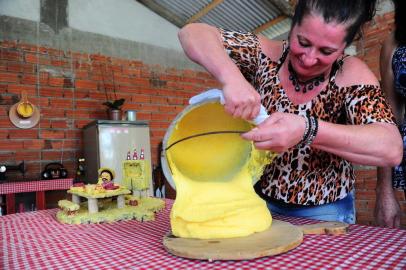  MONTE BELO DO SUL, RS, BRASIL, 16/05/2019. Visitamos a comunidade de Linha Fernandes Lima, interior de Monte Belo do Sul, vencedora da última edição do tradicional concurso de esculturas de polentas do Polentaço, de Monte Belo do Sul. O evento terá a sua 10ª edição neste fim de semana. (Porthus Junior/Agência RBS)