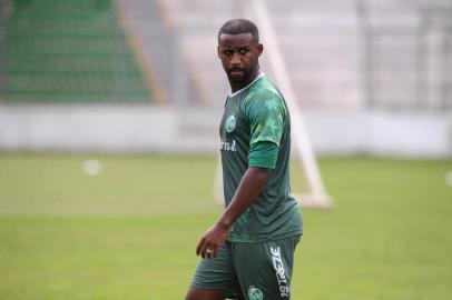 CAXIAS DO SUL, RS, BRASIL (26/04/2019)Último treino do Juventude antes da Estreia da Série C. Na foto, Bruno Alves (Antonio Valiente/Agência RBS)