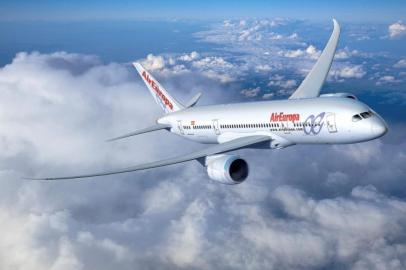 Avião da Air Europa, companhia aérea que quer operar no Brasil