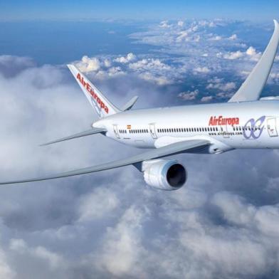 Avião da Air Europa, companhia aérea que quer operar no Brasil