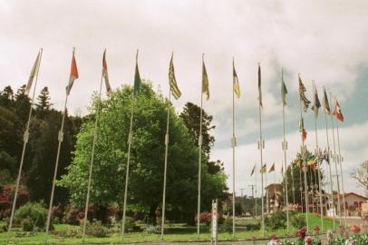 O Kikito gigante marca a entrada  da cidade, em Gramado#PÁGINA: 6#ENVELOPE: 155682