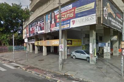 Cheiki , boteco , bar , Avenida Loureiro da Silva , Google Street View