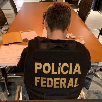  PORTO ALEGRE, RS, BRASIL, 21.05.2019. A Polícia Federal (PF) e a Receita Federal cumprem, na manhã desta terça-feira (21), 10 mandados de prisão preventiva e 25 de busca e apreensão em cinco cidades gaúchas e em Santa Catarina e São Paulo. A chamada Operação Egypto investiga a Indeal, com sede em Novo Hamburgo, que atua sem autorização do Banco Central.FOTO: POLÍCIA FEDERAL/DIVULGAÇÃO