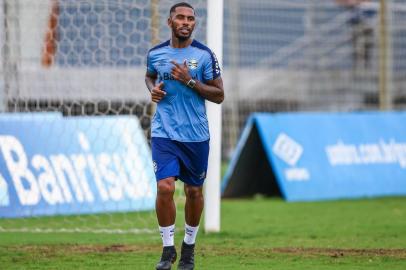 RS - FUTEBOL/TREINO GREMIO  - ESPORTES - Jogadores do Gremio realizam treino durante a tarde desta segunda-feira no Centro de Treinamentos Luiz Carvalho, na preparacao para o Libertadores da America 2019. FOTO: LUCAS UEBEL/GREMIO FBPA