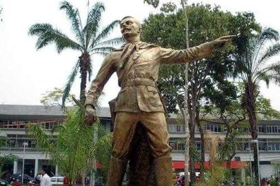 Monumento na capital do Acre, Rio Branco, em homenagem ao gaúcho Plácido de Castro