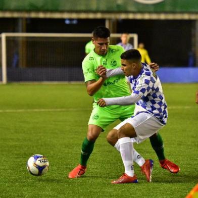  São José e Juventude se enfrentam no Passo DAreia pela Série C do Brasileiro.