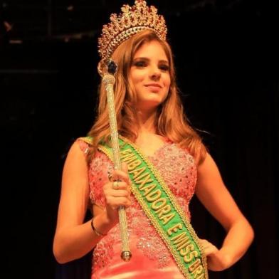 Nicoly Rimoldi Taffarel, eleita Embaixadora e Miss Brasil Top 2019 