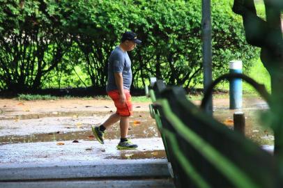  PORTO ALEGRE -RS- BR - DATA: 27.05.2019Após a queda da temperatura no final de semana, a segunda-feira começa com tempo instável.FOTÓGRAFO: TADEU VILANI AGÊNCIARBS